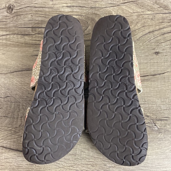 BIRKI’S Birkenstock Women’s sandals size 40 - Picture 7 of 11